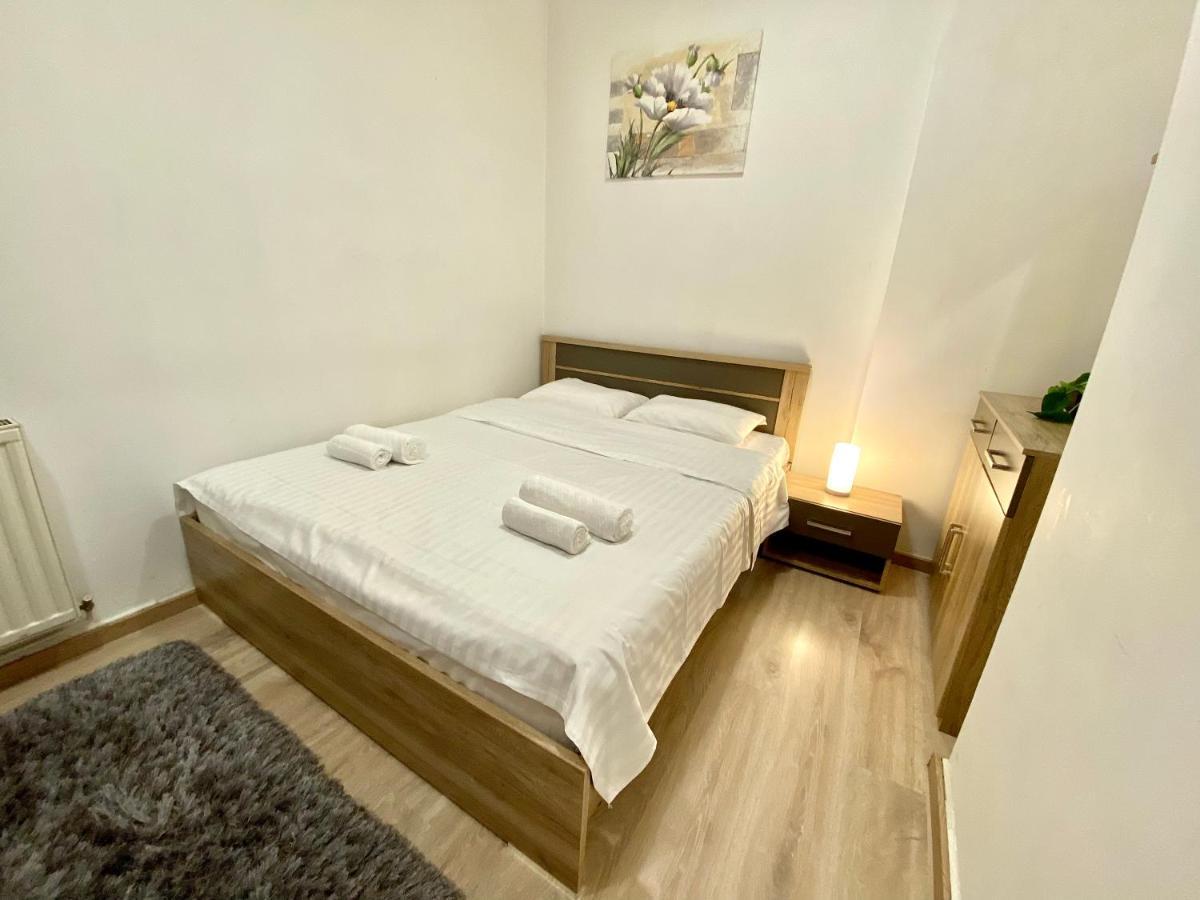 Modern Old Town Central Apartment Bucharest Exterior photo